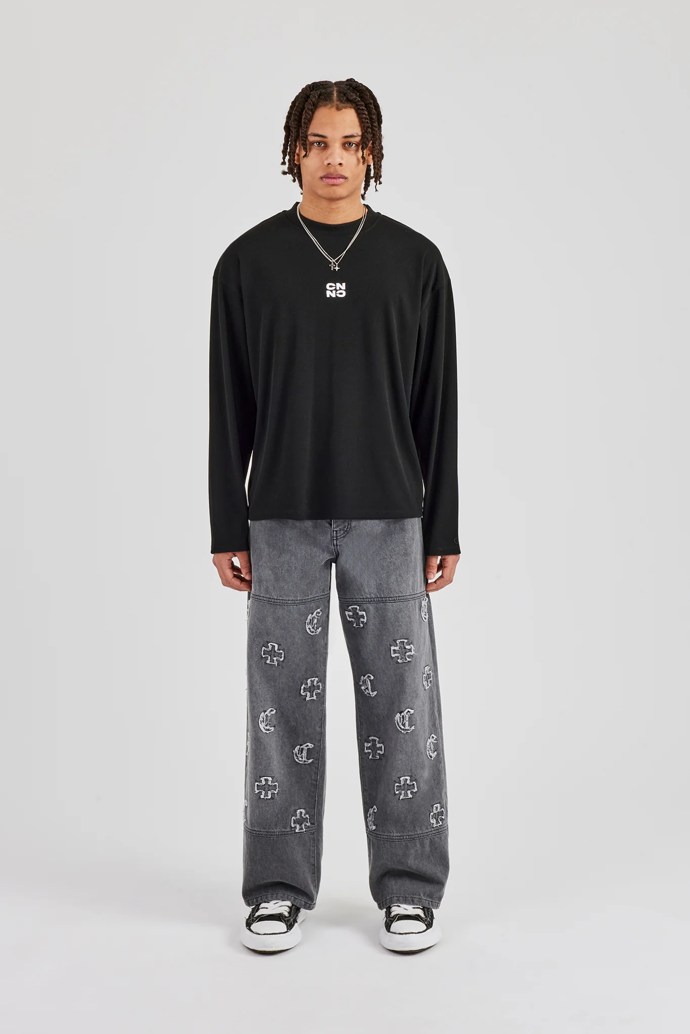 Ribbed Long Sleeve Embroidered T-Shirt - Black - Image 4
