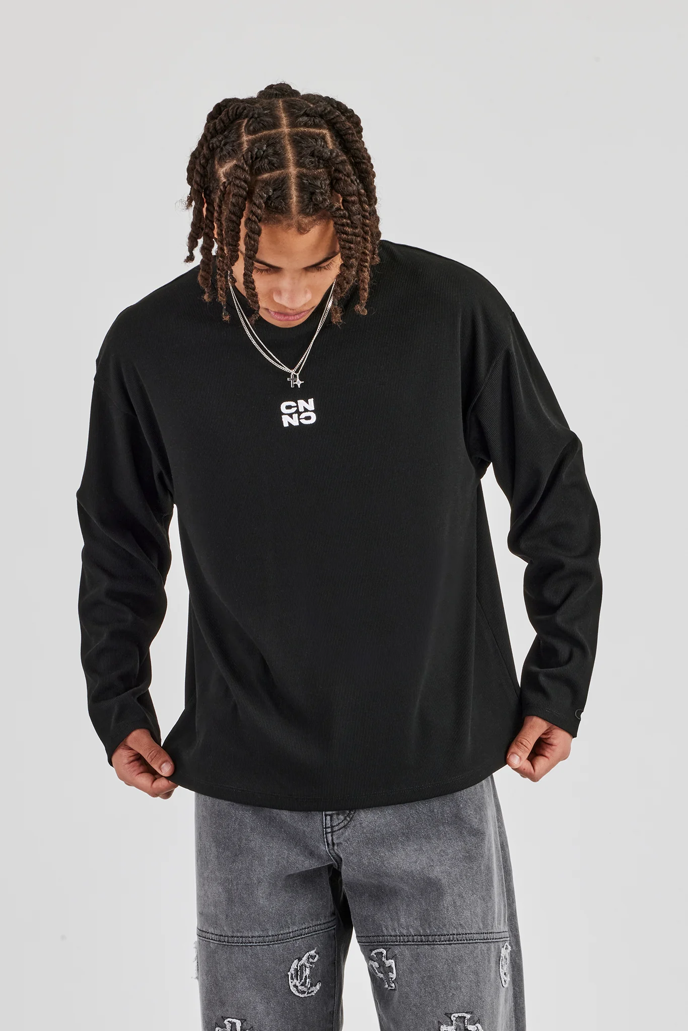 Ribbed Long Sleeve Embroidered T-Shirt - Black - Image 5