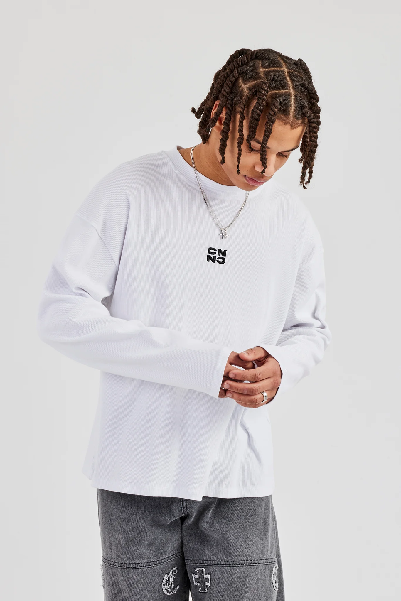 Ribbed Long Sleeve Embroidered T-Shirt - White - Image 5