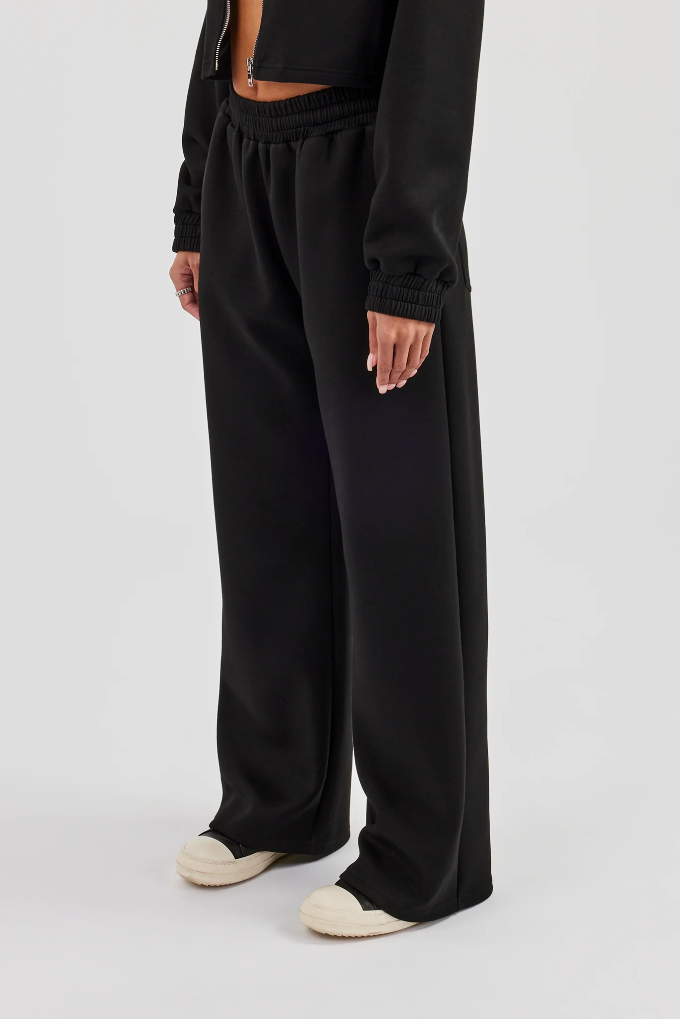 Scuba Wide Leg Jogger - Black - Image 2