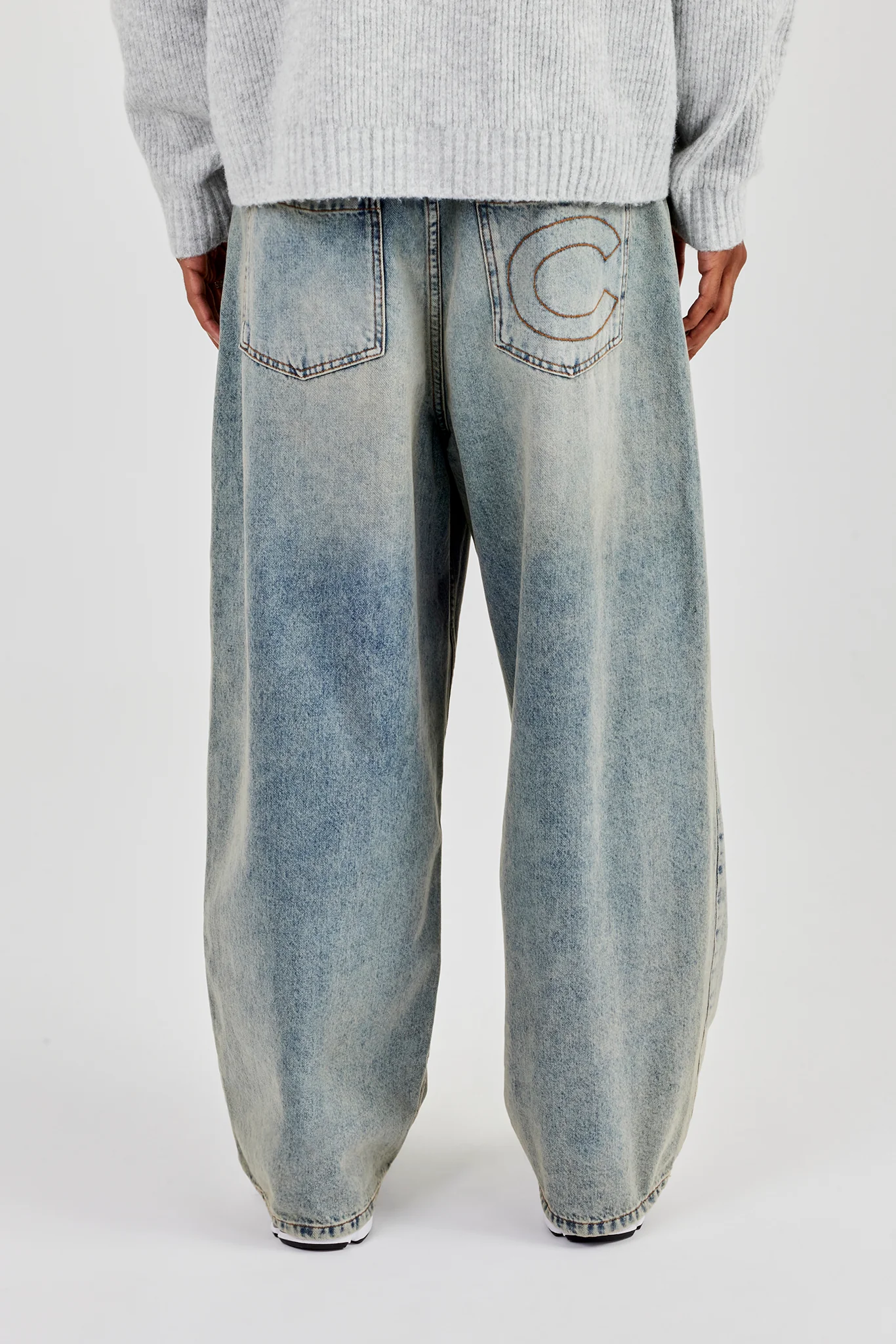 Super Baggy Jeans - Antique Wash - Image 4