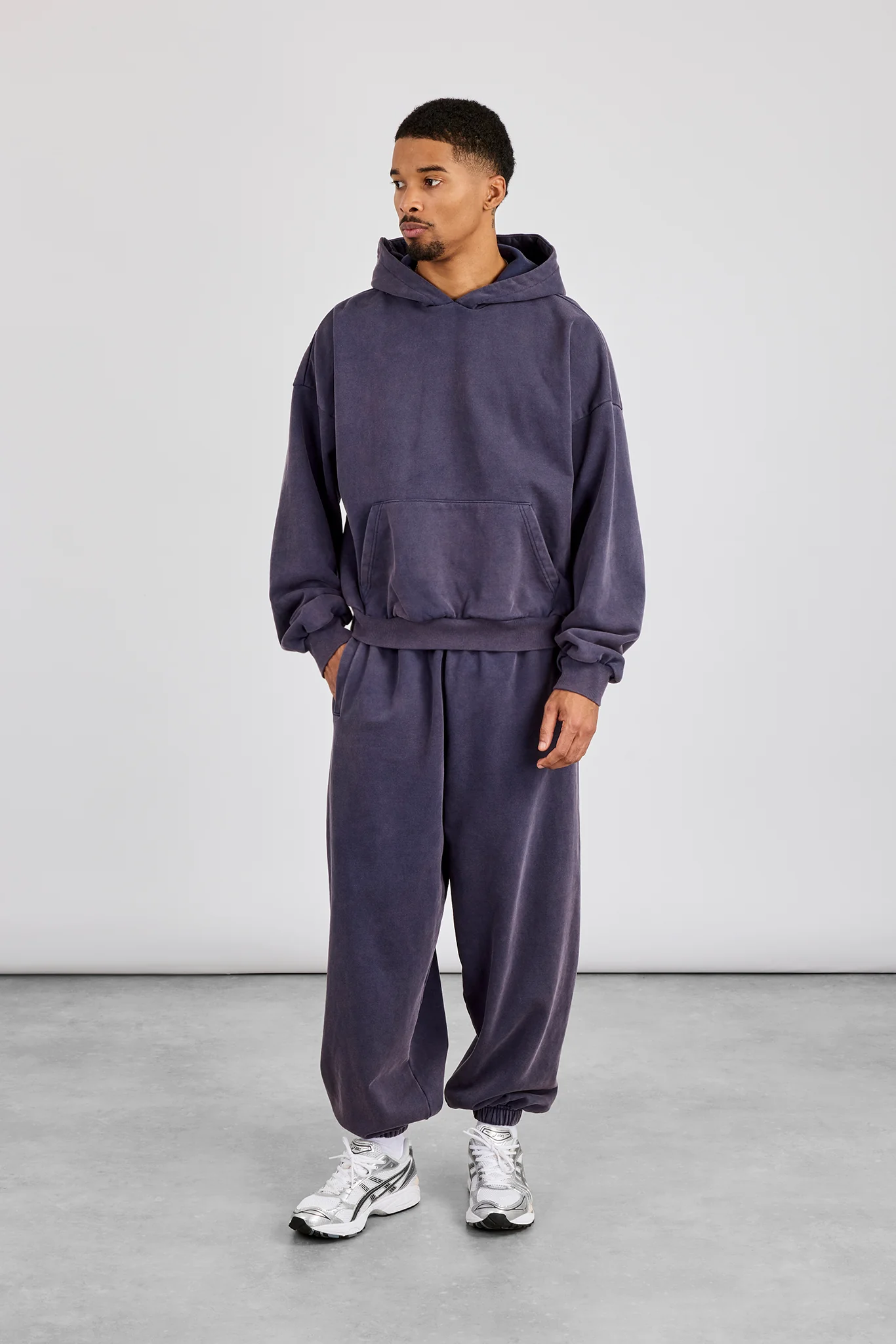 Washed Boxy Hoodie & Cuffed Jogger - Navy