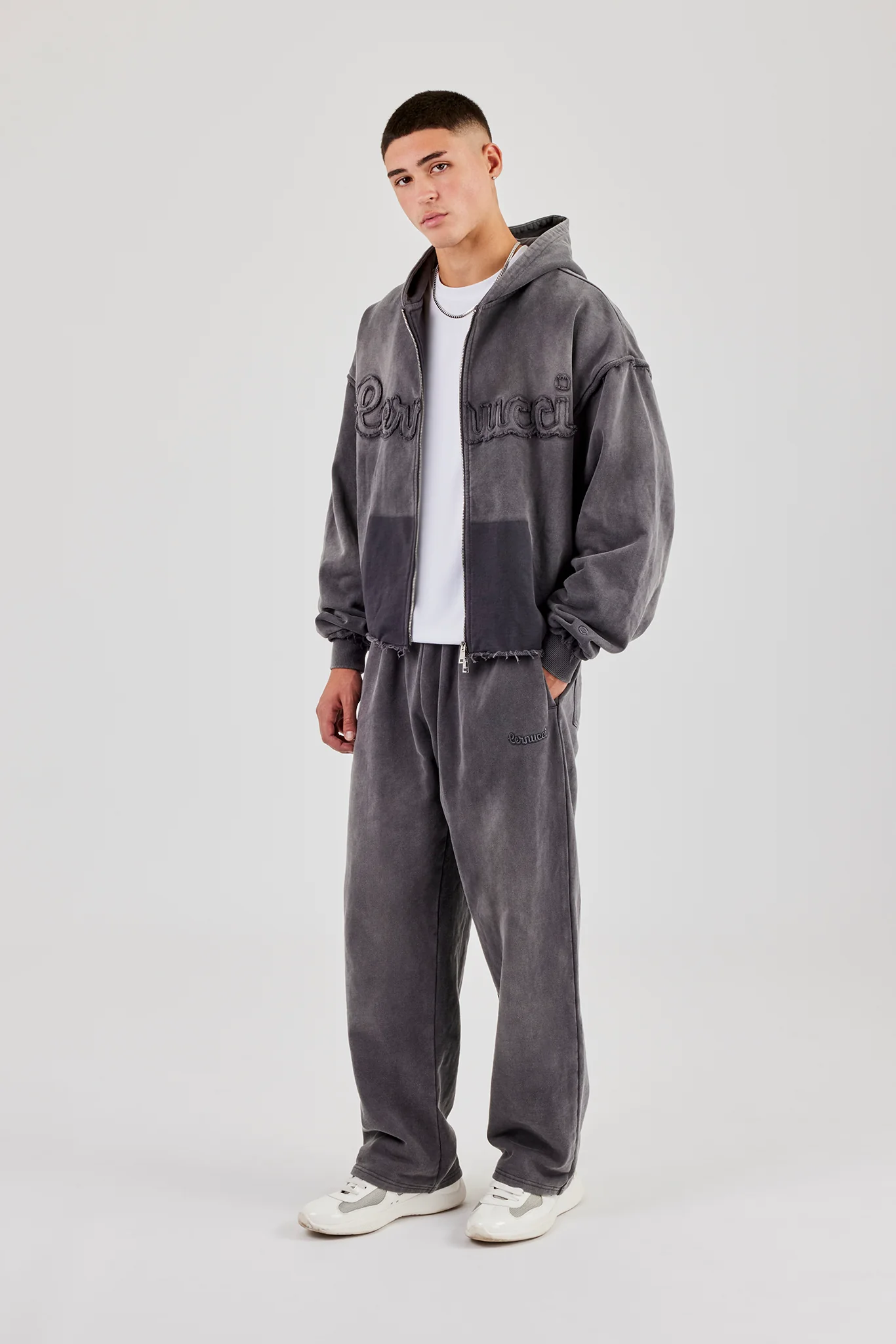 Washed Relaxed Jogger - Grey - Image 4