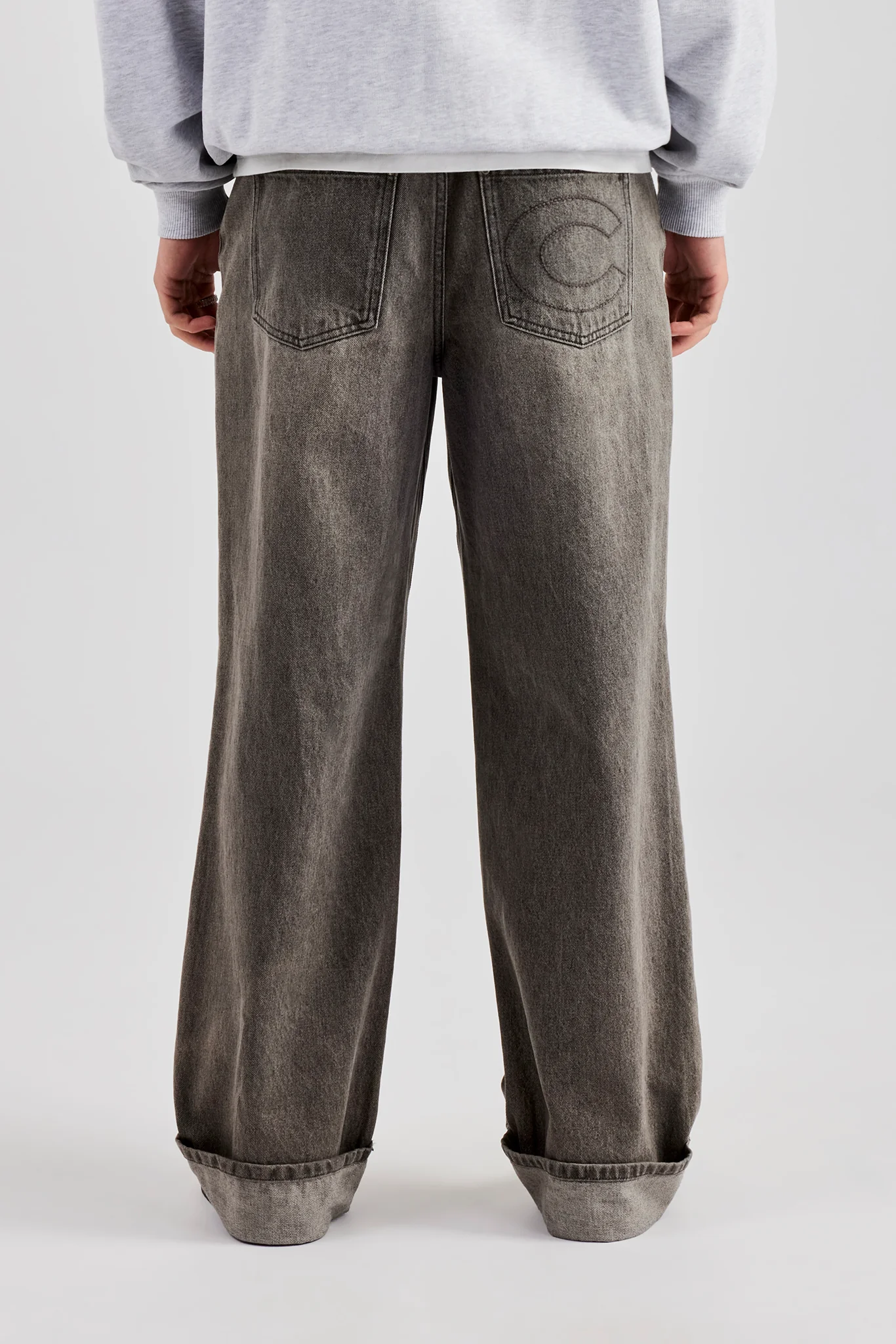 Washed Turn Up Baggy Jean - Washed Grey - Image 4