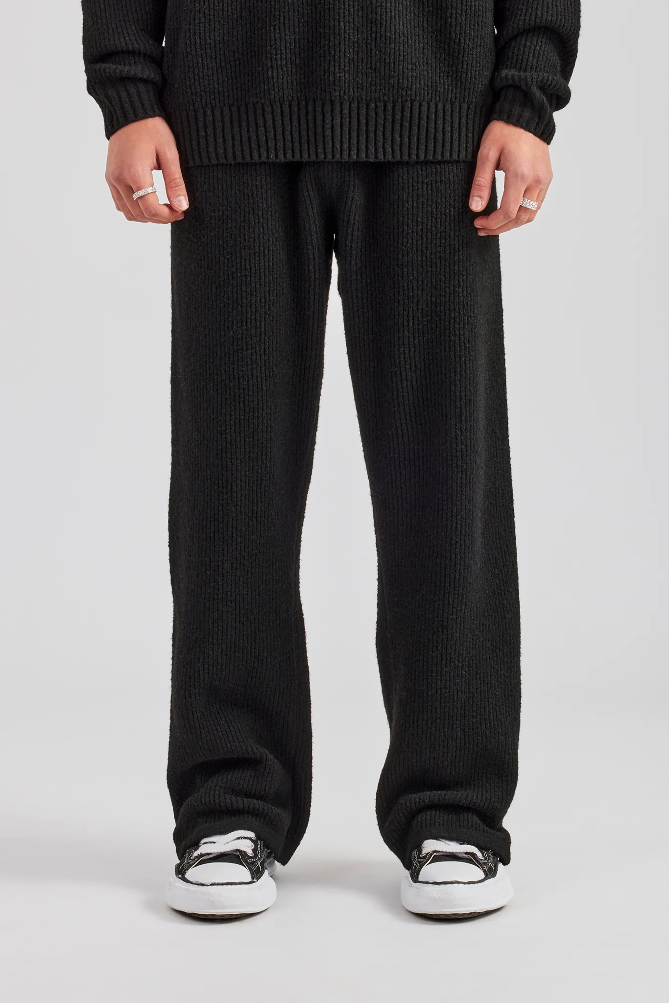 Straight Leg Split Hem Knit Jogger - Black - Image 4