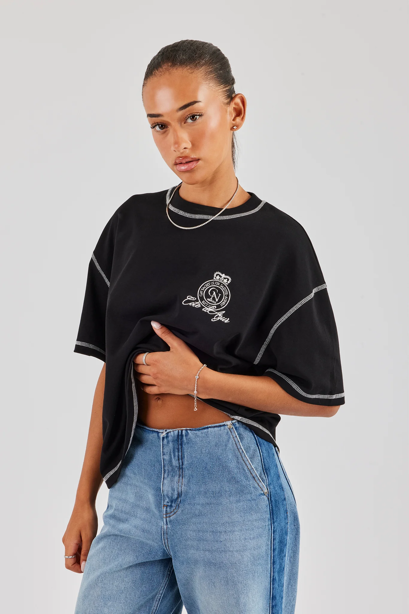 Yacht Club Contrast Stitch Oversized Embroidered T-Shirt - Black - Image 2